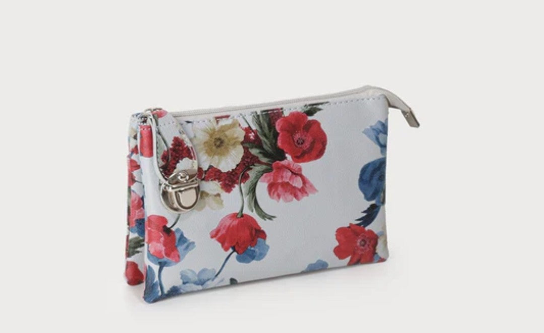 Cross-body purse/wristlet
